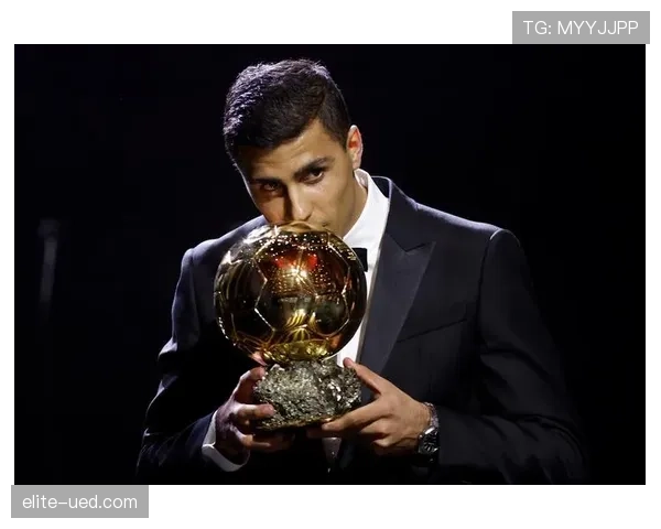 C罗荣誉含金量解析：奖项成色与质疑背后的合理性评估