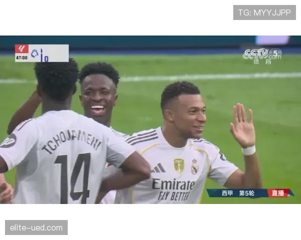 姆巴佩与维尼修斯战术角色冲突及更衣室张力解析